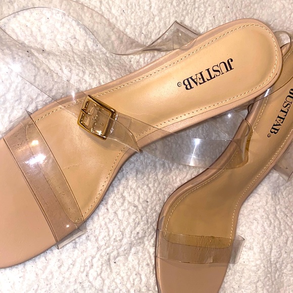 NWOT Nude Heels - Picture 2 of 6
